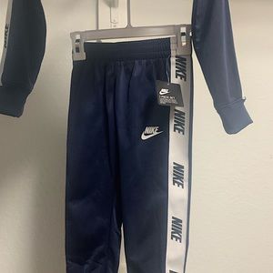 Nike, taping jacket & pants set.